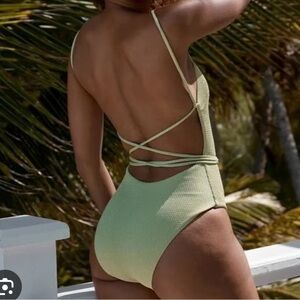 Monday Swimwear Whitehaven one piece Swimsuit olive green textured XL (V) wrap
